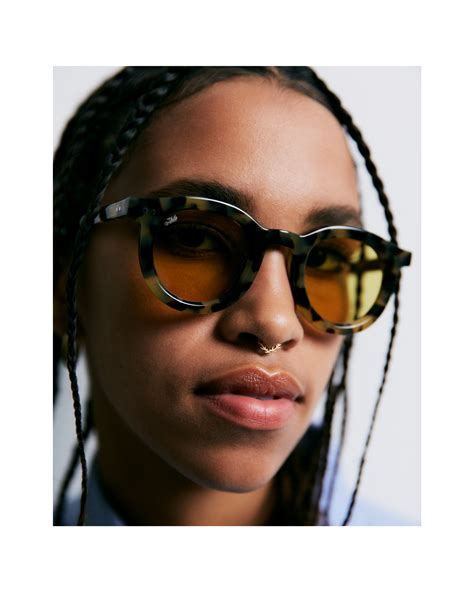 akila sunglasses toronto
